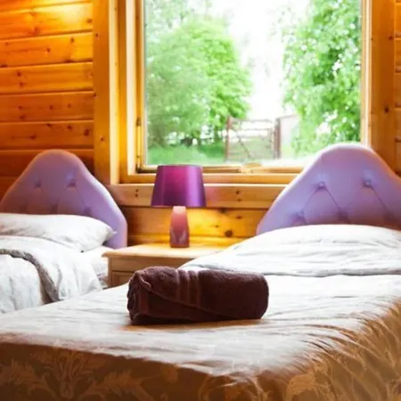 Gisburn Forest Lodge, Hot Tub * Wigglesworth