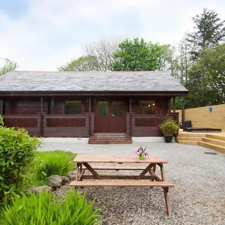 Gisburn Forest Lodge, Hot Tub Wigglesworth