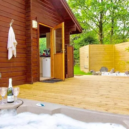 Gisburn Forest Lodge, Hot Tub Lejlighed *