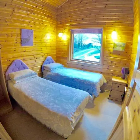 Gisburn Forest Lodge, Hot Tub Wigglesworth